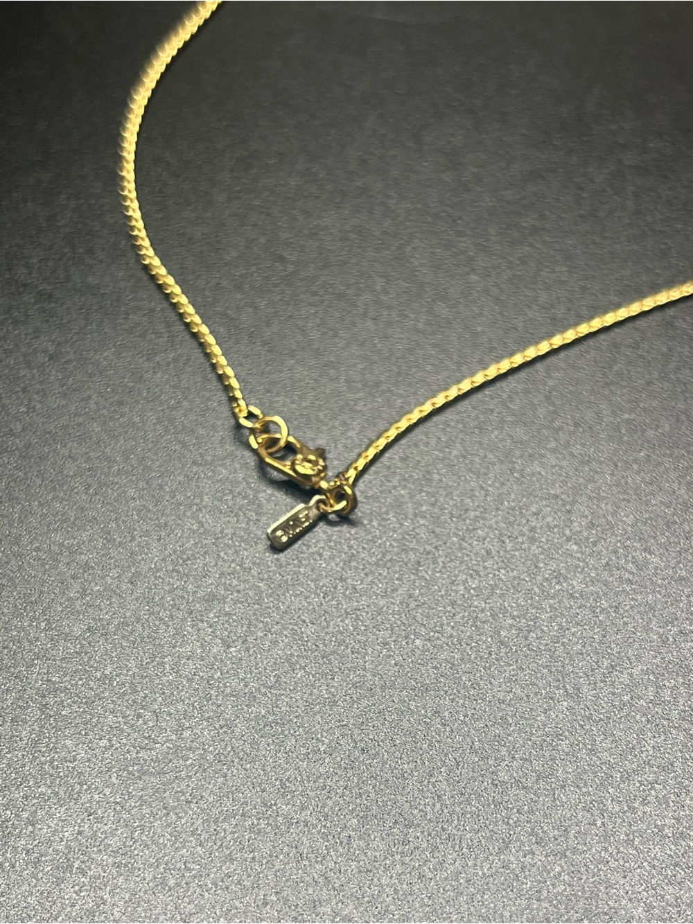 Vintage Monet Gold Tone Geometric Pendant Necklace Signed - Picture 3 of 8